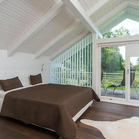 Holiday home Fuenfjahreszeiten In Bodstedt
